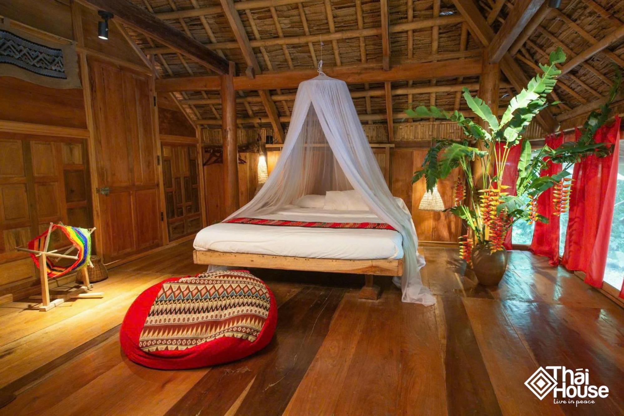 Thai House Pu Luong - Century Old Stilt House With Terrace Views Huong Ba Thuoc Екстериор снимка