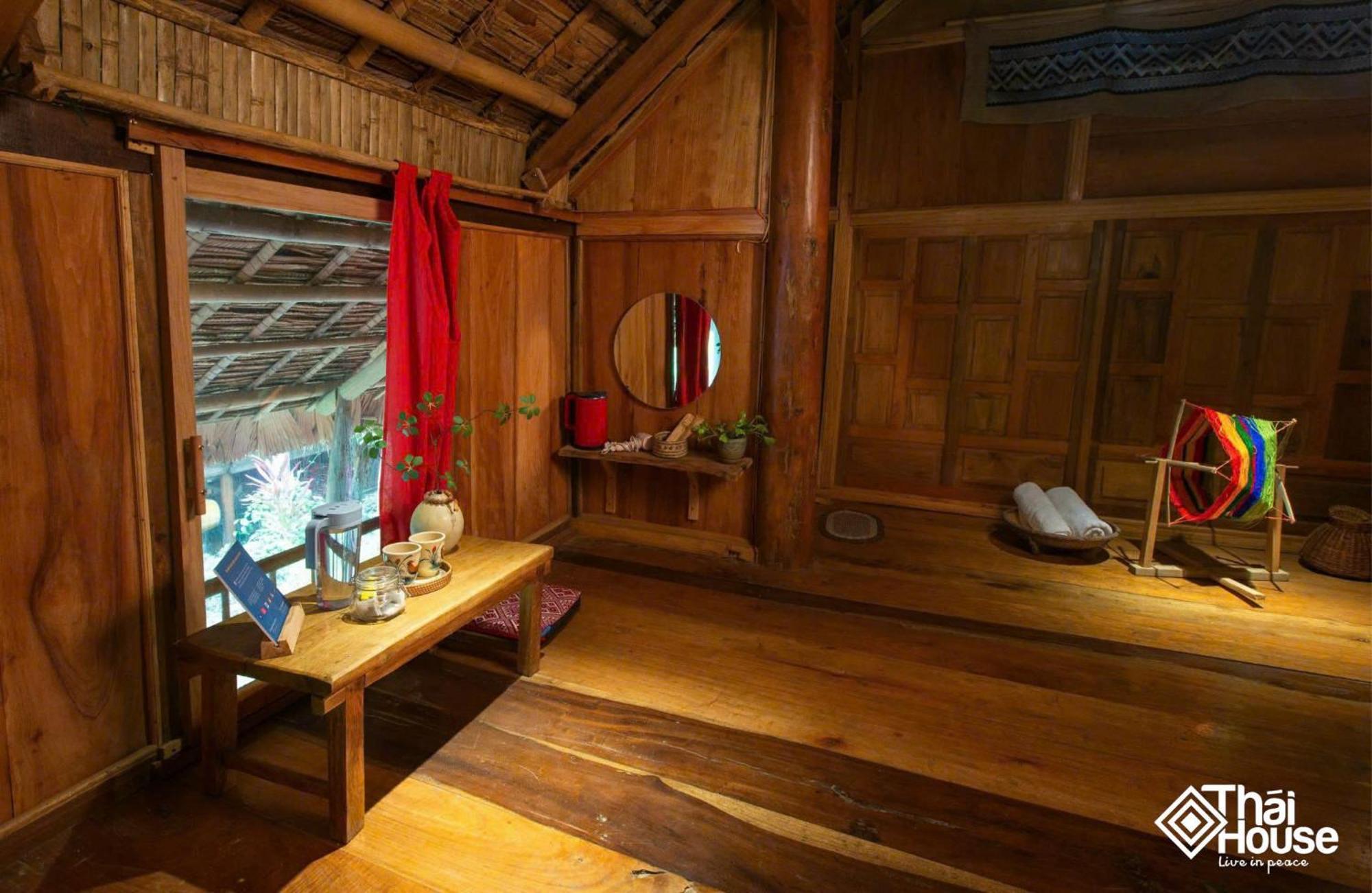 Thai House Pu Luong - Century Old Stilt House With Terrace Views Huong Ba Thuoc Екстериор снимка