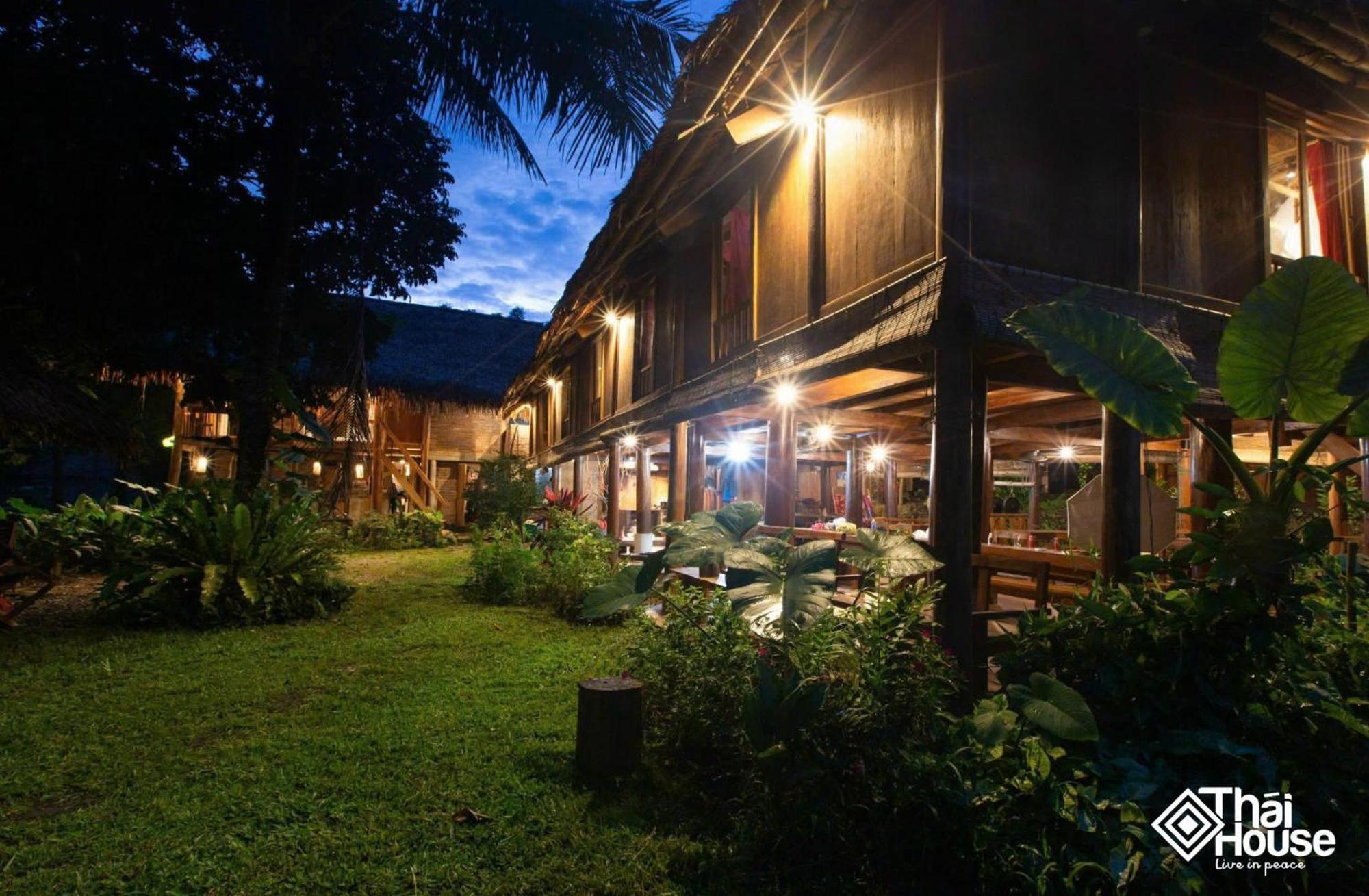 Thai House Pu Luong - Century Old Stilt House With Terrace Views Huong Ba Thuoc Екстериор снимка